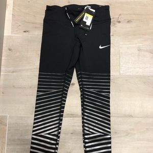 Brand new Nike tights size S